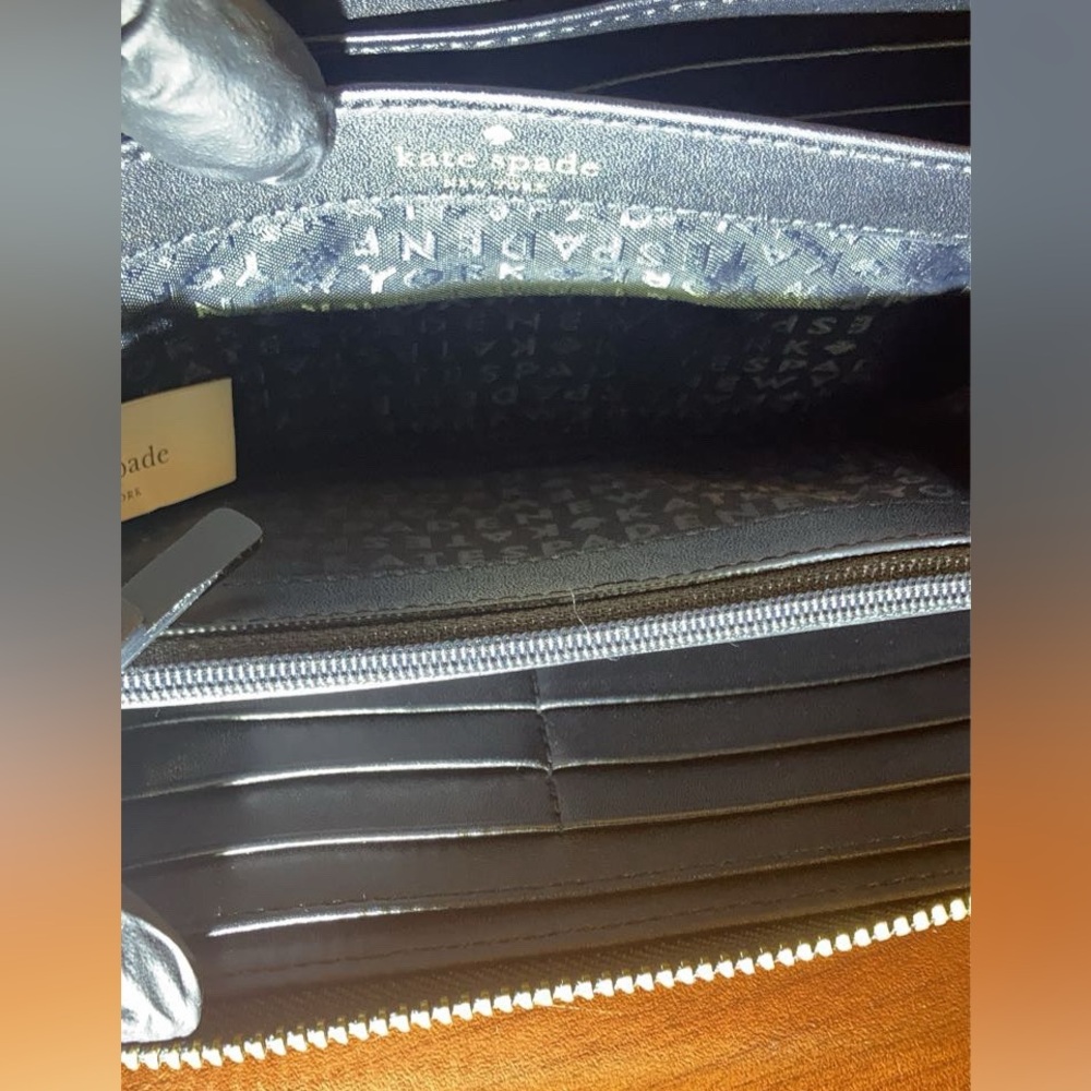 Kate Spade | Wallet | Black | Excellent Condition - Picture 8 of 10